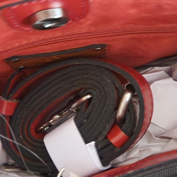 Patricia Nash Tooled Leather Tote-FIRM PRICE - Picture 8 of 8